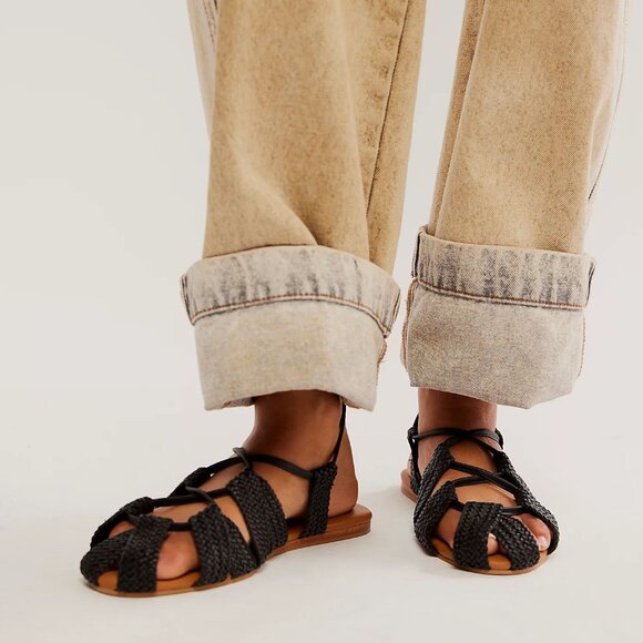 FREE PEOPLE Sunny Gilly Flats Wrap SANDALS Size 9 Black Woven Leather NEW $128 - Picture 3 of 15